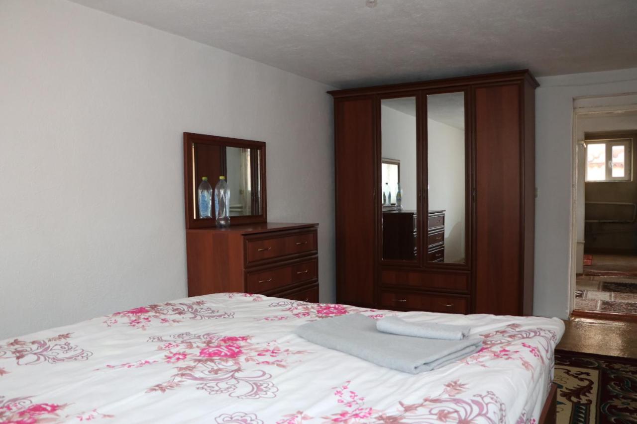 Guest House Baiel Bokonbayevo Kültér fotó